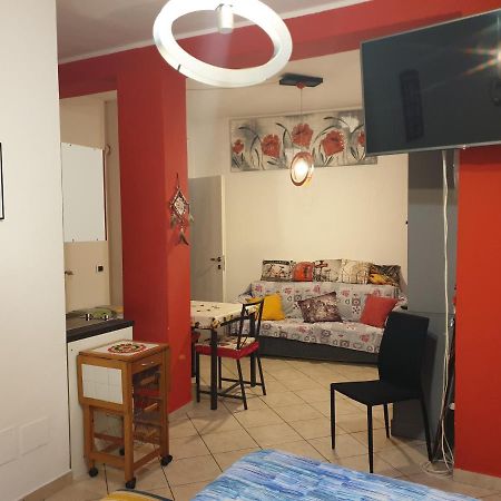 Romeo1 Apartment กัลลาราเต ภายนอก รูปภาพ