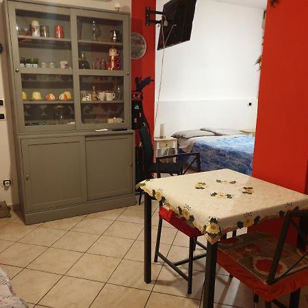 Romeo1 Apartment กัลลาราเต ภายนอก รูปภาพ