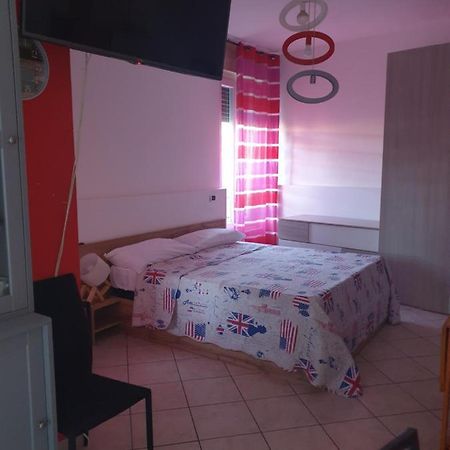 Romeo1 Apartment กัลลาราเต ภายนอก รูปภาพ