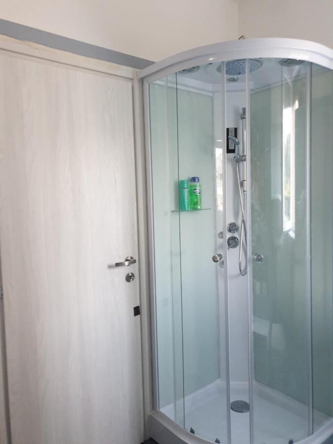 Romeo1 Apartment กัลลาราเต ภายนอก รูปภาพ