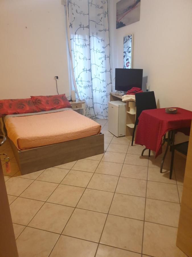 Romeo1 Apartment กัลลาราเต ภายนอก รูปภาพ