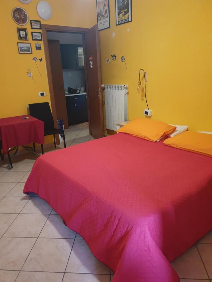 Romeo1 Apartment กัลลาราเต ภายนอก รูปภาพ